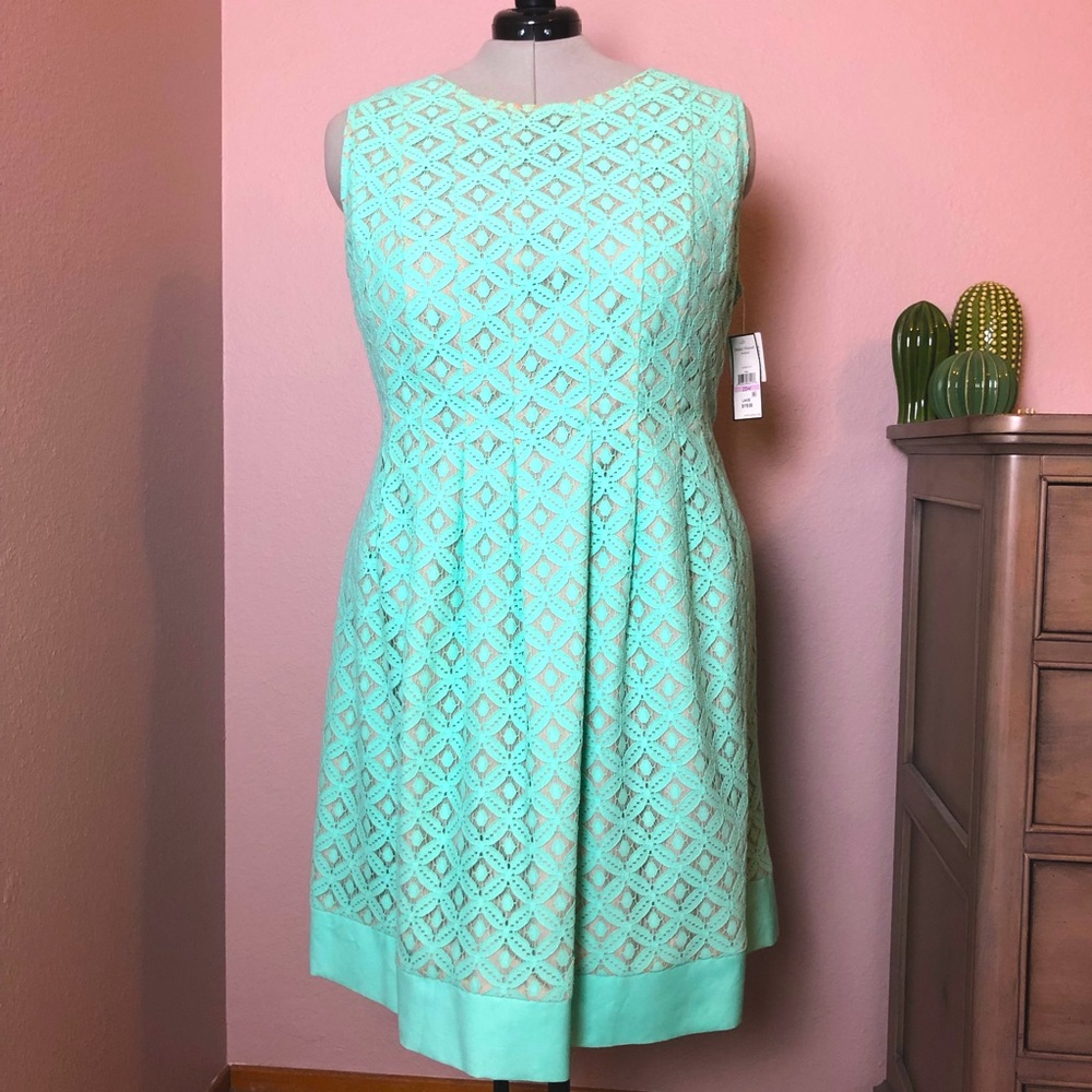 Plus Size Jessica Howard Illusion Dress
